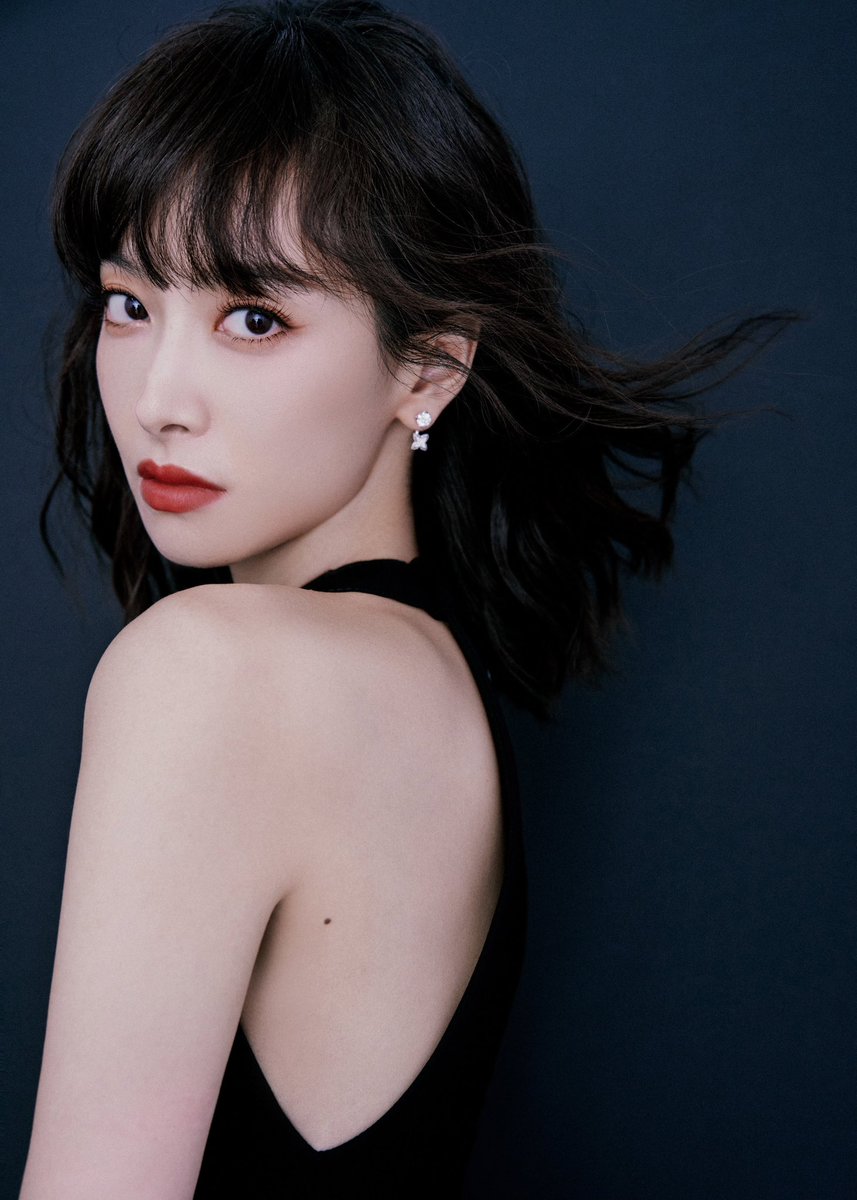 songqianarchive's tweet photo. 🗓️ 230530 -  Song Qian second look at the Harper’s Bazaar Icons Annual Party

Studio update ⬇️
🔗 https://t.co/y3L0yFGp2h…
#victoriasong #songqian #宋茜 #빅토리아 https://t.co/dOneMErIE0