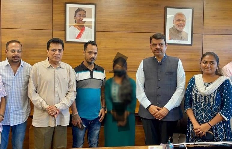 @Dev_Fadnavis assured #LoveJihad  Victim Badela Family strict actions taken against Saif Salmani family who kidnapped their 13 year old Daughter 

We met DCM at Mantralaya

She was kidnapped from Bhandup & taken to Azamgarh. The incident was like #TheKeralaStory 
@NeilSomaiya