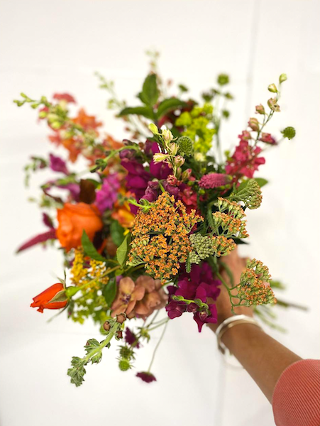 YOU'RE INVITED TO BLUE'S SUMMER WEEKEND EVENT! <a href="/TheLoft_Bath/">The Loft</a> 
FRI 2ND JUNE - SUN 4TH JUNE
OPEN 10AM - 5PM
BARGAIN RAILS FROM £50
FLOWER ARRANGING DEMO BY SKY FROM THE ROANTREE (SAT 11:30AM!)
COMPLIMENTARY PROSECCO (FROM 3PM FRI + SAT)
CHARITY RAFFLE - TICKETS ON SALE IN STORE