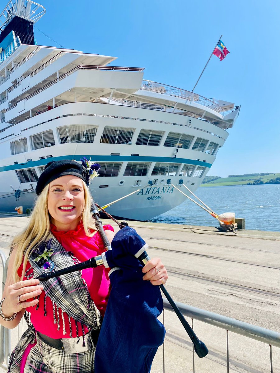 CapitalCruising tweet media