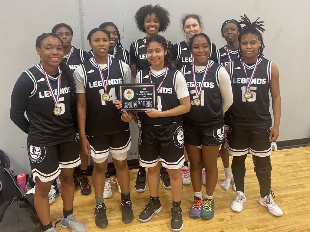 It’s NEVER easy for this group because I DEMAND so much from them being the oldest in the program but at some point they block out how i say things and take hold of what I’m saying! BodyArmor Memorial Day Classic champions 🏆 #WeMadeUs 🧱by🧱