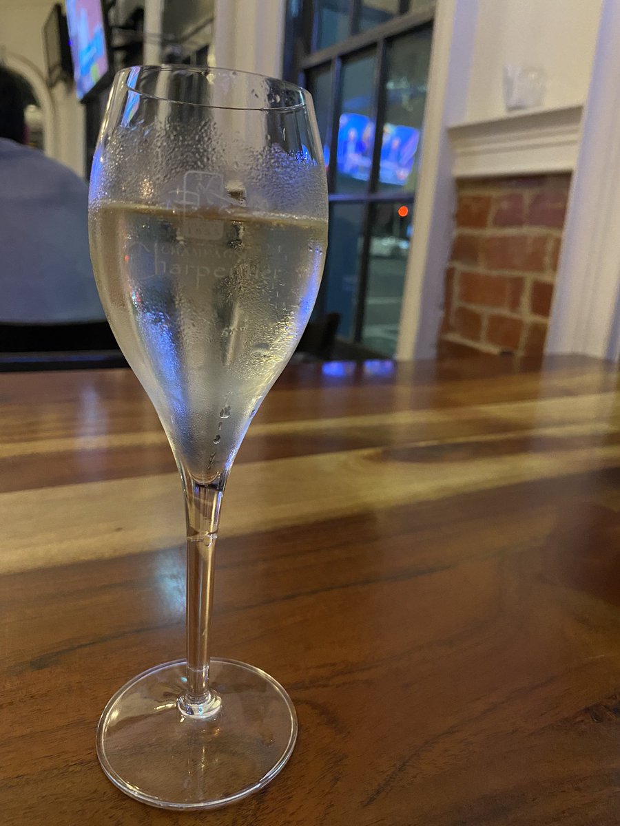 Lara Cain Gray tweet media