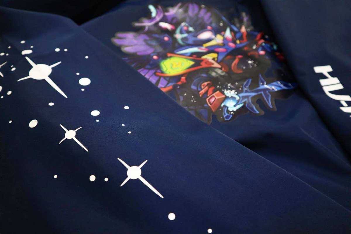 NitiativETH's tweet image. GM! Love my HV-MTL so much that I customized a jacket🔥 Are you ready for the game? 🎮

What do you think @BoredApeYC fam? #BAYC #HVMTL