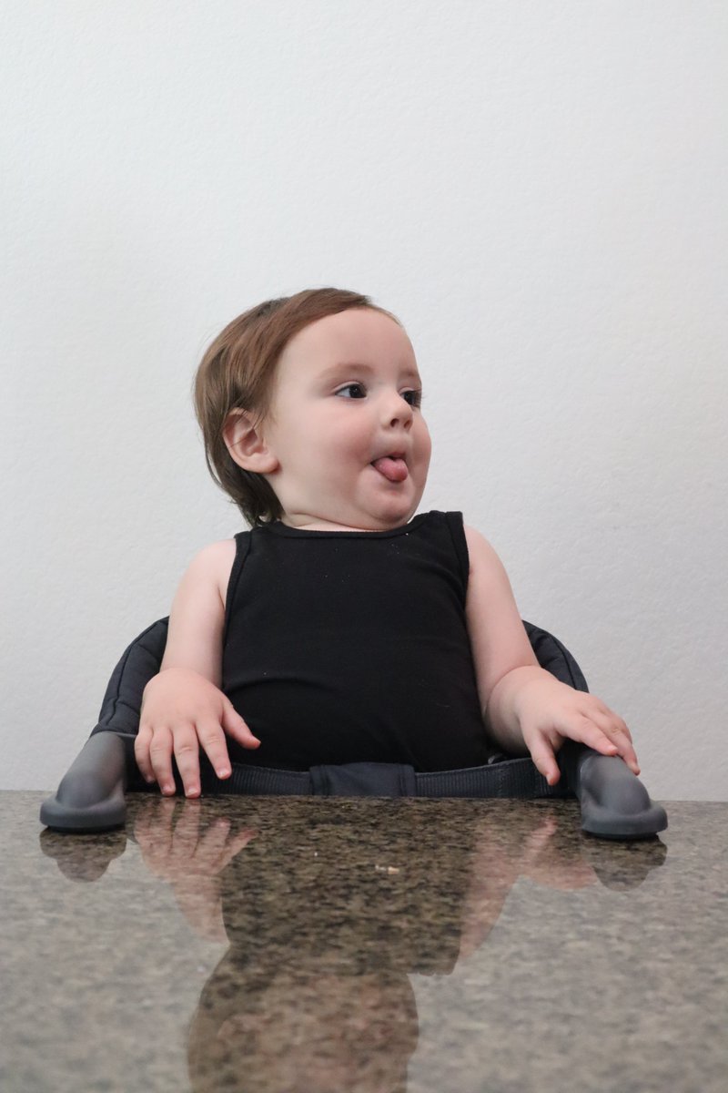 MyPureDelivery's tweet photo. Sun's out? Tongues out! 🌞

Happy Tongue Out Tuesday! Here are some of our favorite photos from the clinic to celebrate the day 😜
 #TongueOutTuesday

#tuesdayvibe #TuesdayFeeling #babies #breastfeeding #cute https://t.co/jU60CEovOg