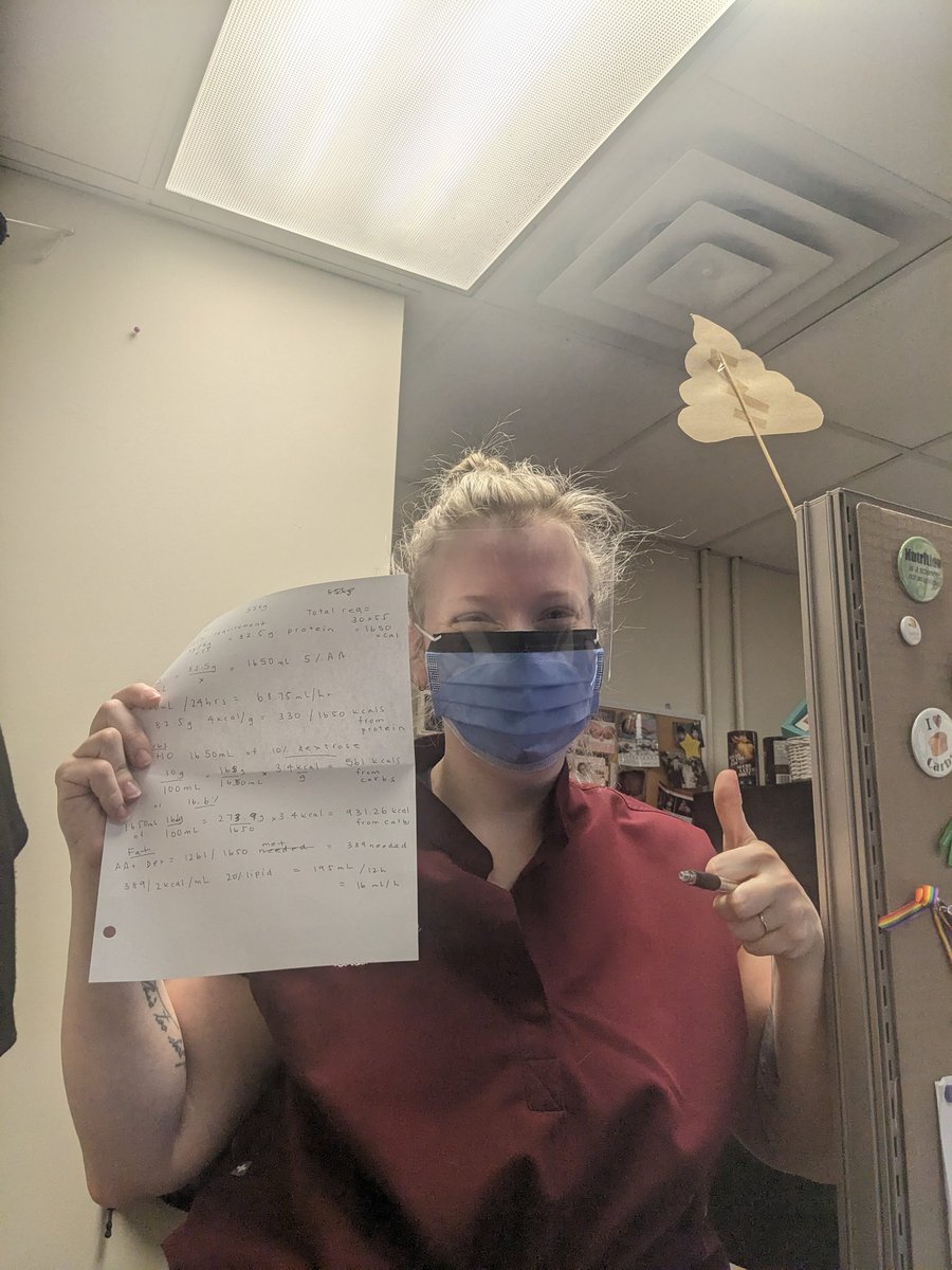 Our lovely GI fellow Dr. <a href="/not_shreks_wife/">Fiona</a> did her first TPN today! ⭐
#BabysFirstTPN