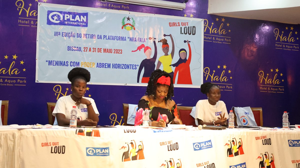 PlanGnb's tweet photo. #Plangnb has organized discussions with young girls this day to commemorate the 3 years of existence of Girls out Loud. Moderated by the Resident Representative of #Plangnb, @tonichibi , the exchanges focused on girls' rights, gender equality and political participation. https://t.co/6bRvis42VH