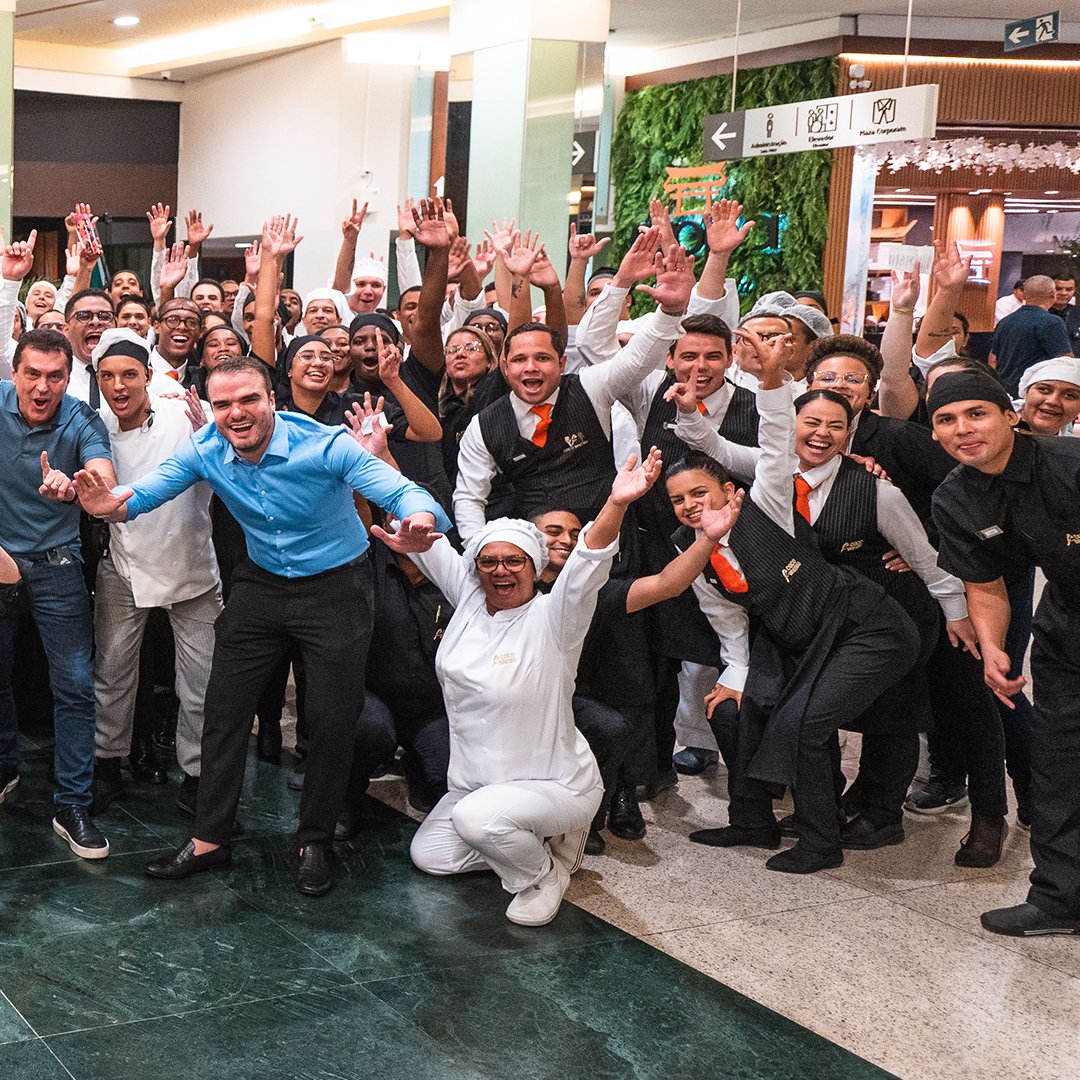 CocoBambuReal's tweet photo. A inauguração da nossa unidade de Niterói foi um grande sucesso!
E você, onde gostaria que tivesse um Coco Bambu? Conta pra gente nos comentários. 🤩
#CocoBambu #VemProCoco #AppCocoBambu #Almoço #Jantar #Lançamento #Niterói #Brasil https://t.co/ymqm49AMiT