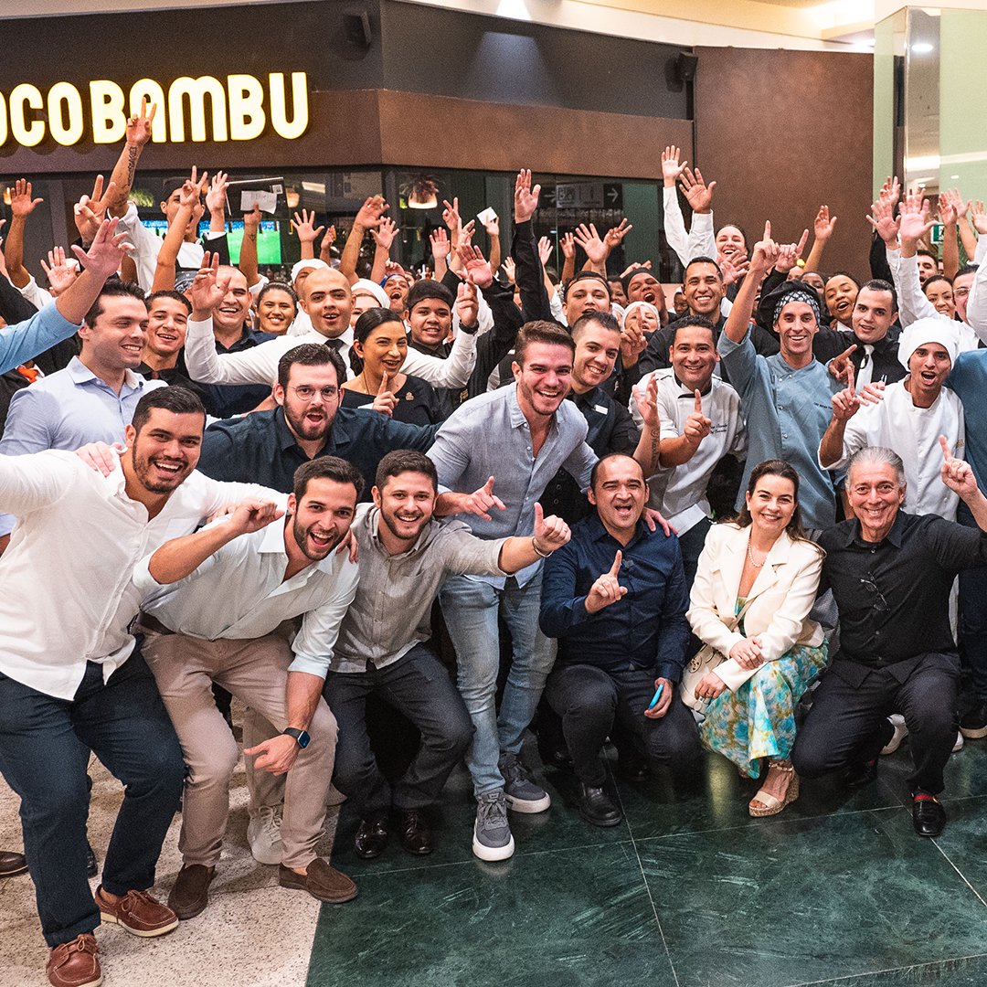 CocoBambuReal's tweet photo. A inauguração da nossa unidade de Niterói foi um grande sucesso!
E você, onde gostaria que tivesse um Coco Bambu? Conta pra gente nos comentários. 🤩
#CocoBambu #VemProCoco #AppCocoBambu #Almoço #Jantar #Lançamento #Niterói #Brasil https://t.co/ymqm49AMiT