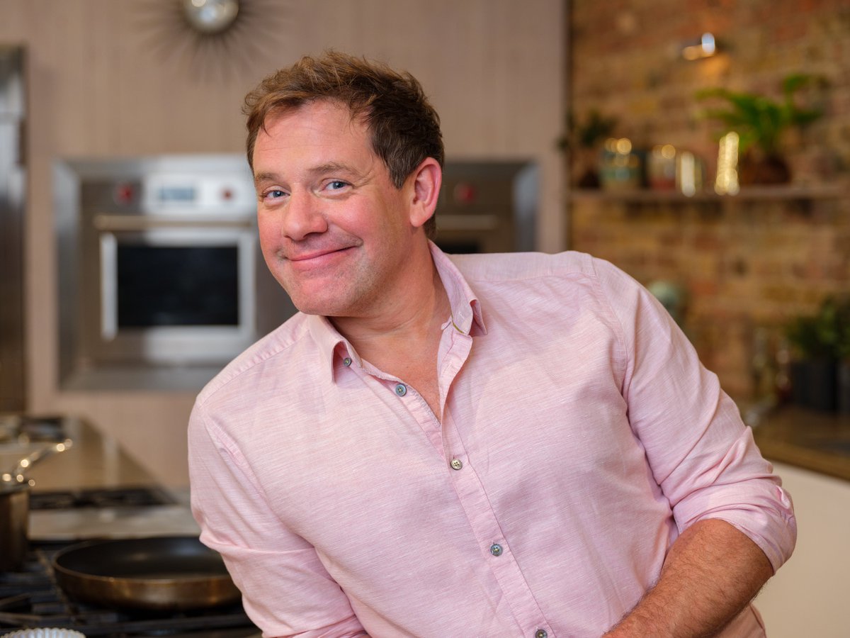 SaturdayKitchen (@saturdaykitchen) on Twitter photo Thanks for watching #SaturdayKitchen and #BestBites this weekend!😃
You can find all the studio recipes on the @BBCFood website here bbc.co.uk/saturdaykitchen
We're back LIVE next Saturday at 10am with <a href="/knackeredmutha/">Helen McGinn</a>, <a href="/SambalShiok/">Sambal Shiok - Mandy Yin</a>, <a href="/freddy_bird/">Freddy Bird</a>, #CarmenONeal and <a href="/achrisevans/">Chris Evans</a>!🥳 Thanks for watching #SaturdayKitchen and #BestBites this weekend!😃
You can find all the studio recipes on the @BBCFood website here bbc.co.uk/saturdaykitchen
We're back LIVE next Saturday at 10am with <a href="/knackeredmutha/">Helen McGinn</a>, <a href="/SambalShiok/">Sambal Shiok - Mandy Yin</a>, <a href="/freddy_bird/">Freddy Bird</a>, #CarmenONeal and <a href="/achrisevans/">Chris Evans</a>!🥳