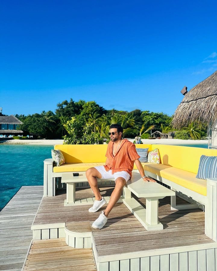 rithvikdworld's tweet photo. Grateful to be living life king size every single day of my life…
.
Just like “Abhay” says “yeh apna jungle aur apan idhar ke raja” 
.
Thank you bappa 🙏🏻❤️
.
.
.
.
.
@coastalinofficial 
@irisresponse https://t.co/kPTLKpYmqL