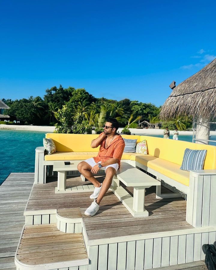rithvikdworld's tweet photo. Grateful to be living life king size every single day of my life…
.
Just like “Abhay” says “yeh apna jungle aur apan idhar ke raja” 
.
Thank you bappa 🙏🏻❤️
.
.
.
.
.
@coastalinofficial 
@irisresponse https://t.co/kPTLKpYmqL