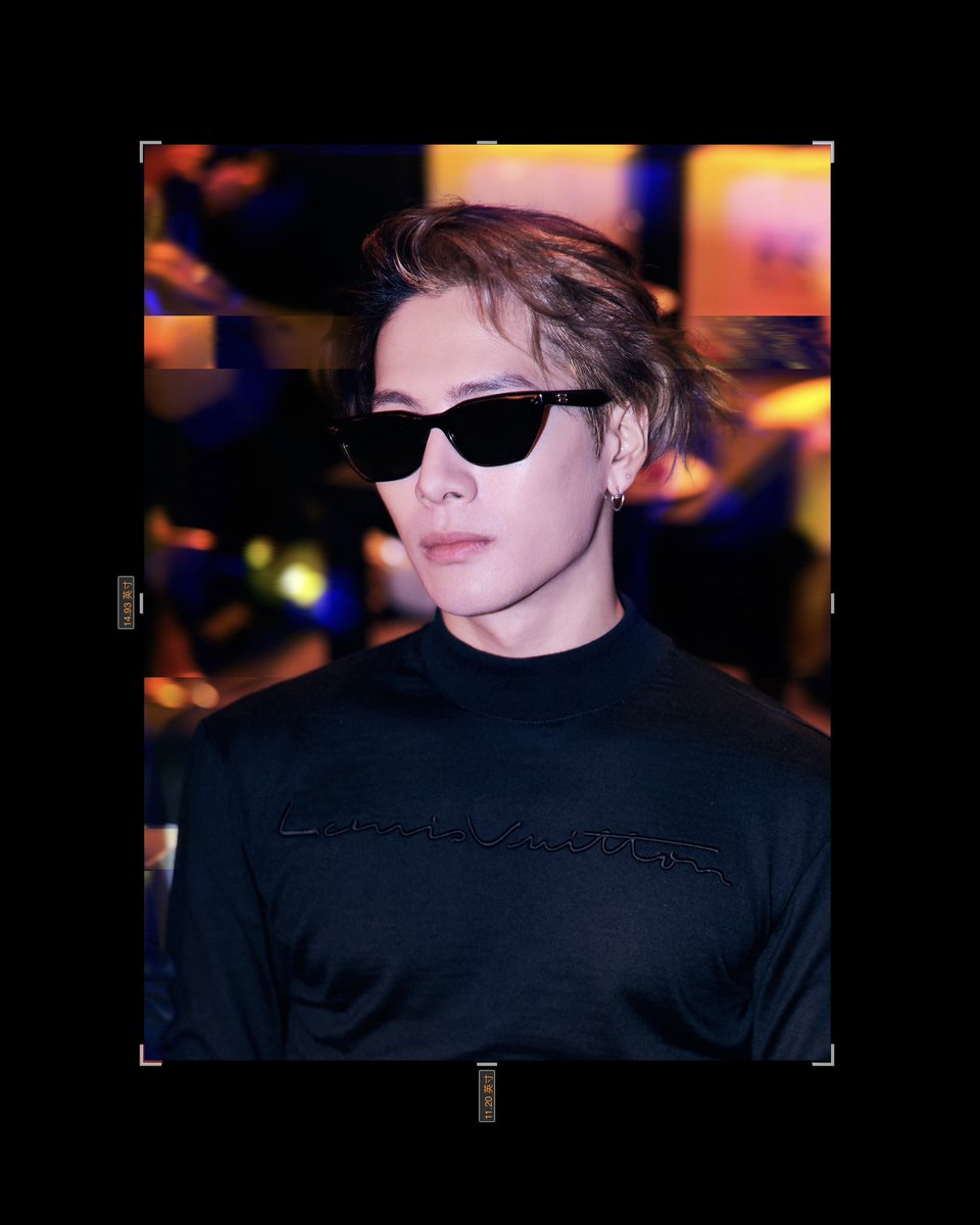 teamwangofcl's tweet photo. BAZAAR ICONS 

@JacksonWang852 

FOREVER SHINE, NEVER DOWN, BE ICON! https://t.co/1AgbGTx6JD