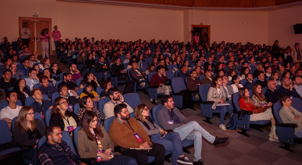 LaProductConfES's tweet image. Gracias @SendBird @adyen_es @figma #ZaraTech @Amplitude_HQ @sequra_tech y @SnapLogic por hacer posible este gran encuentro

🤩Gracias a los ➕500 #ProductLovers que asististeis ¡sois el alma de LPC!

Enhorabuena👏equipazo de #LPCMAD23 y @Thiga_ES por vuestro trabajo e implicación