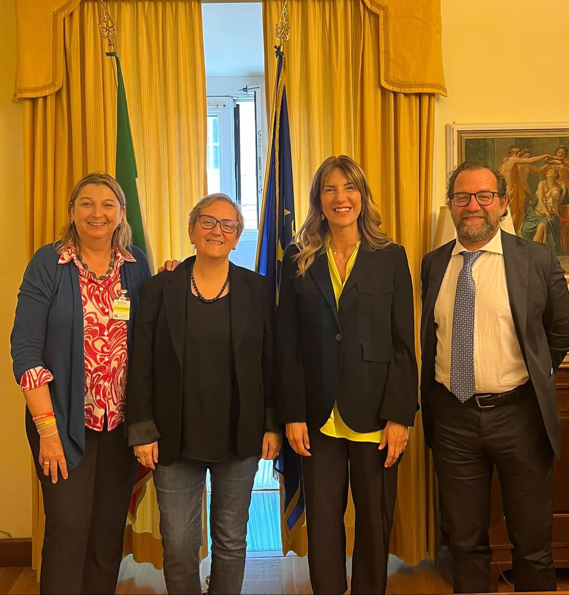 raffaellapaita's tweet photo. Un grande piacere aver incontrato oggi al Senato le Associazioni delle organizzazioni di solidarietร e cooperazione internazionale #AOI e #FOCSIV. Unโoccasione importante per discutere della necessitร di aumentare le spese in cooperazione internazionale fino a raggiungere lo 0,7% del PIL nel 2030. E' fondamentale investire in questa direzione che nei prossimi anni dovrร rappresentare una delle piรน importanti azioni di politica estera del nostro Paese.