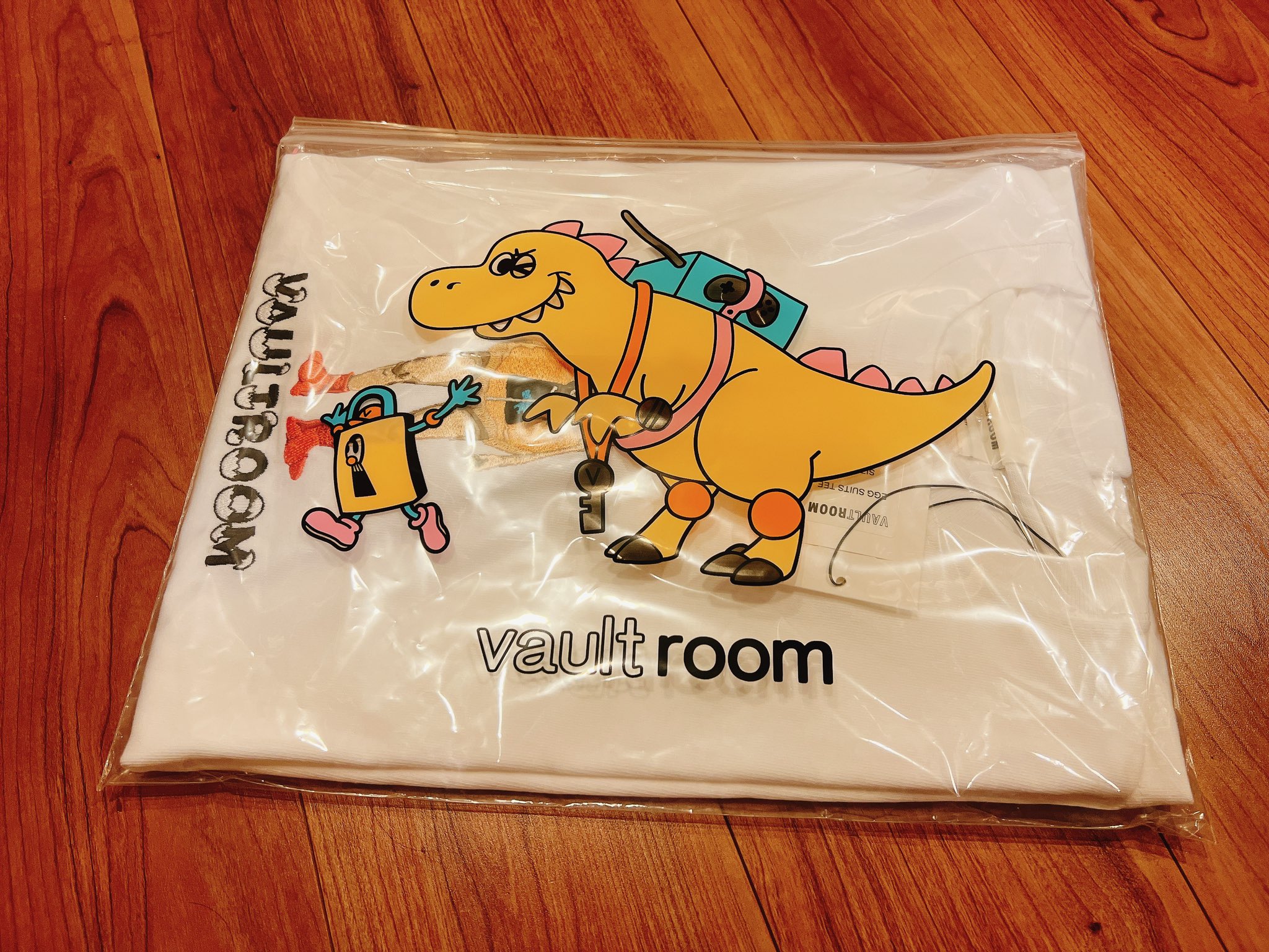 熱販売 vaultroom EGG XL WHT / TEE SUITS Tシャツ/カットソー(半袖/袖