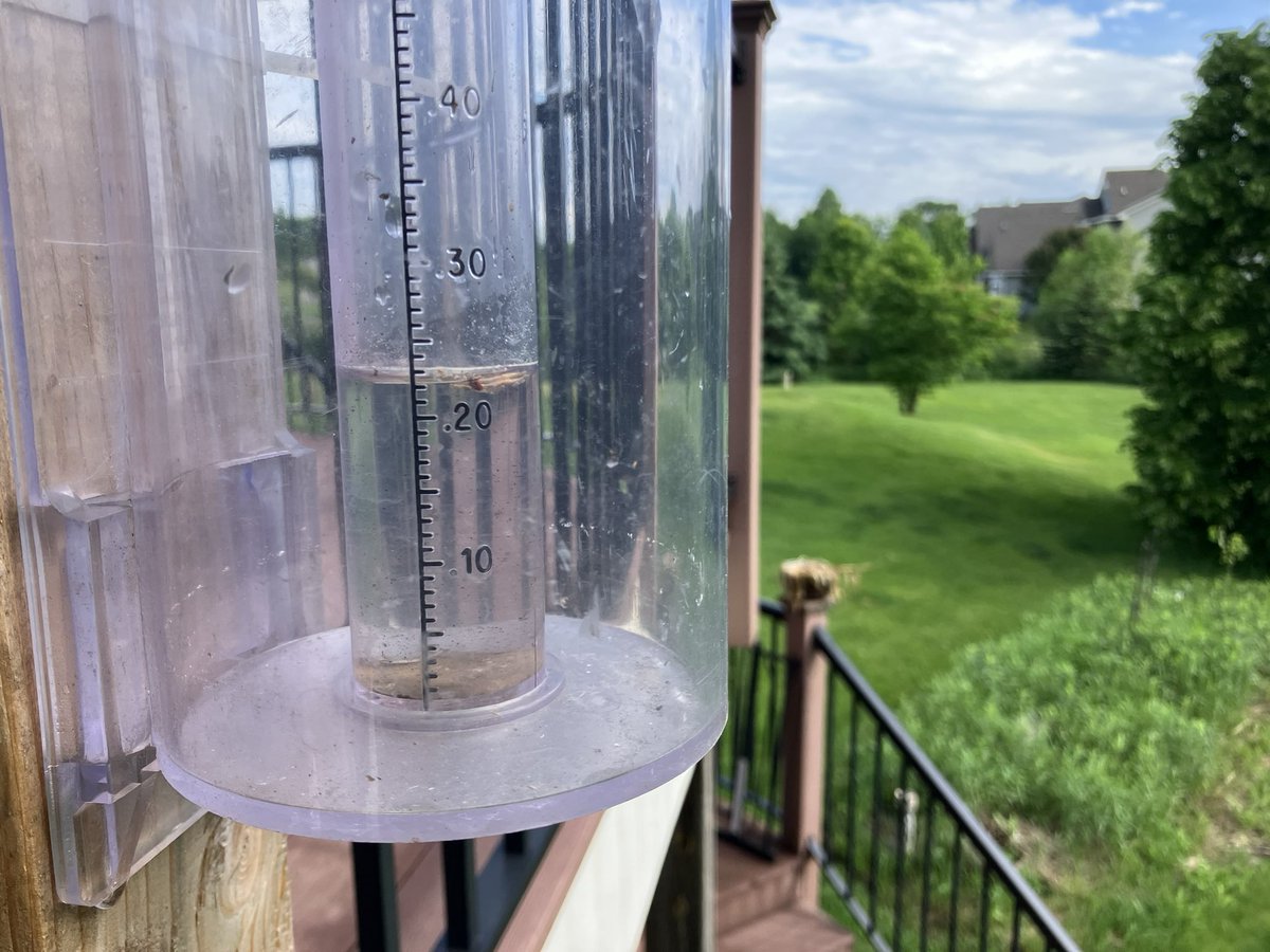 0.22 inches of precipitation fell last night and this morning in Ham Lake, MN. This weak trough is really a breath of fresh air from the prevailing high pressure. #mnwx