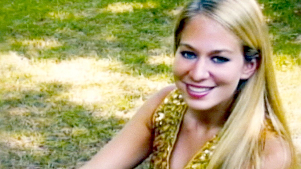 Natalee Holloway was #BornOnThisDay, Oct. 21, 1986. Disappeared May 30, 2005,age 18, vanished on a trip to Aruba in the Caribbean. Her disappearance resulted in a media sensation within the U.S. but continues to remain unsolved #UnsolvedMysteries #truecrime #homicide #GoneTooSoon