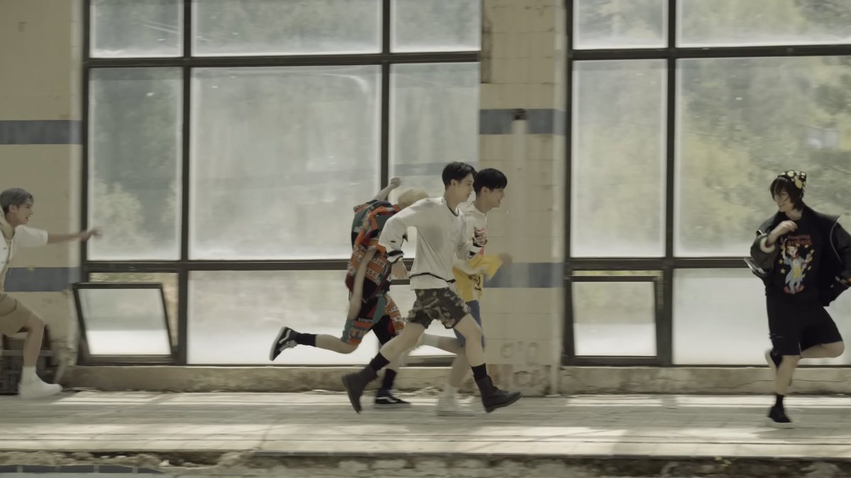 PopBase's tweet photo. 2 years ago today, TXT released ‘0X1=Lovesong (I Know I Love You).’ https://t.co/xP7KHqi6bu