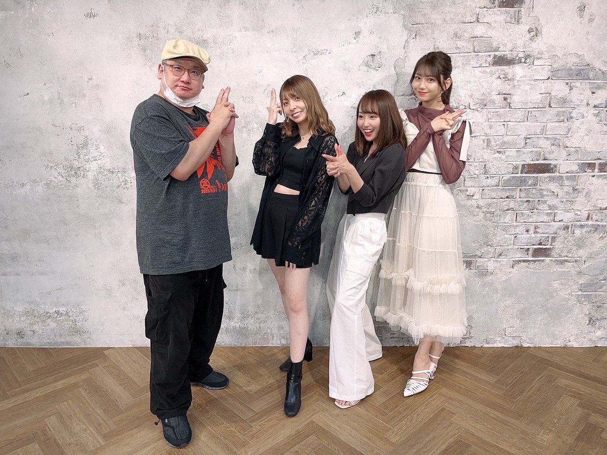 81_rionakun's tweet photo. #mmr3
ありがとうございましたー!
平日の中、ソールドアウト!
沢山の方が来てくださりとても感謝の気持ちでいっぱいです🥲💕
そして、ブロマイドも完売👏
スピンオフも新鮮だったね!
細川さんもありがとうございました🥳
またよろしくお願い致しますー! https://t.co/yiAdDQvQoB