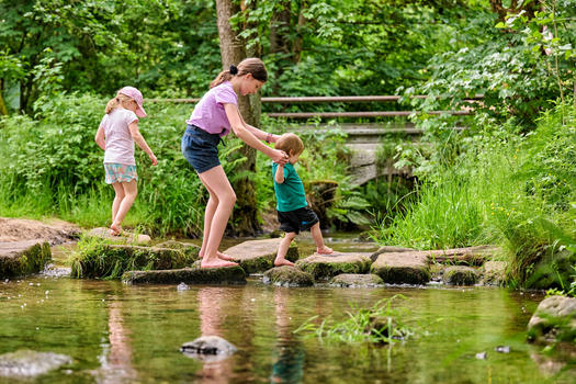 Euer Familienurlaub im Fichtelgebirge!😊
Eine Auszeit in der Natur🌿, aktiver Wander- 🥾 oder Radlspaß🚴‍♀️ für Groß und Klein und auch die passende Unterkunft🏡 findet Ihr bei uns im Fichtelgebirge🌲
Mehr Informationen gibt es hier👇:
fichtelgebirge.bayern/das-fichtelgeb…