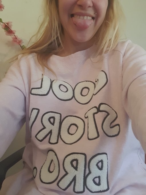 We all have some stories what we consider they are more cool than any others .. so what makes story of