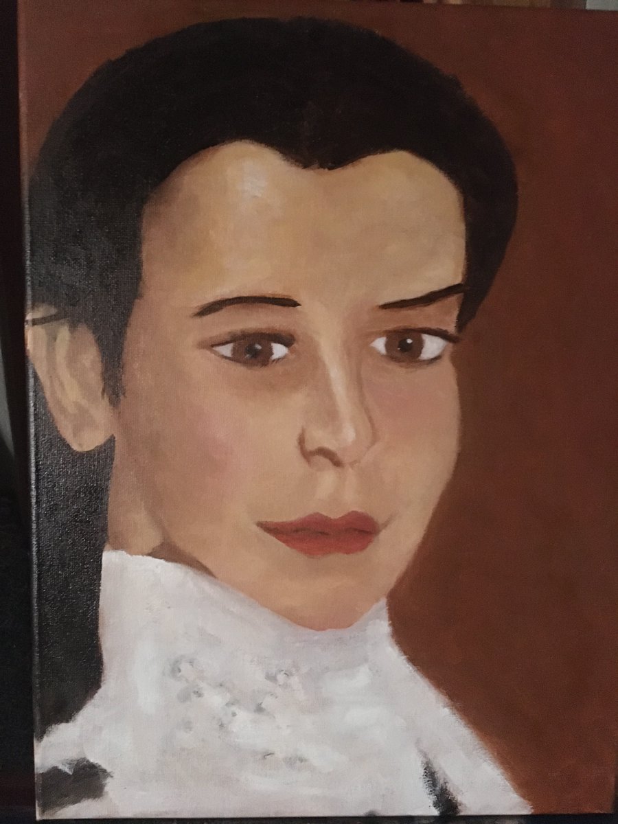 I took a week off from painting to recharge my motivation. I came back to it this week with another portrait painting. I thought it would be interesting to show my process here.
#OilPainting #Painting #ArtistsOnTwitter #ArtGallery #Artwork #Portrait <a href="/ArtMutuals/">Art(ist) RT & Support! ✩｡:*•.★✼☆｡.</a>