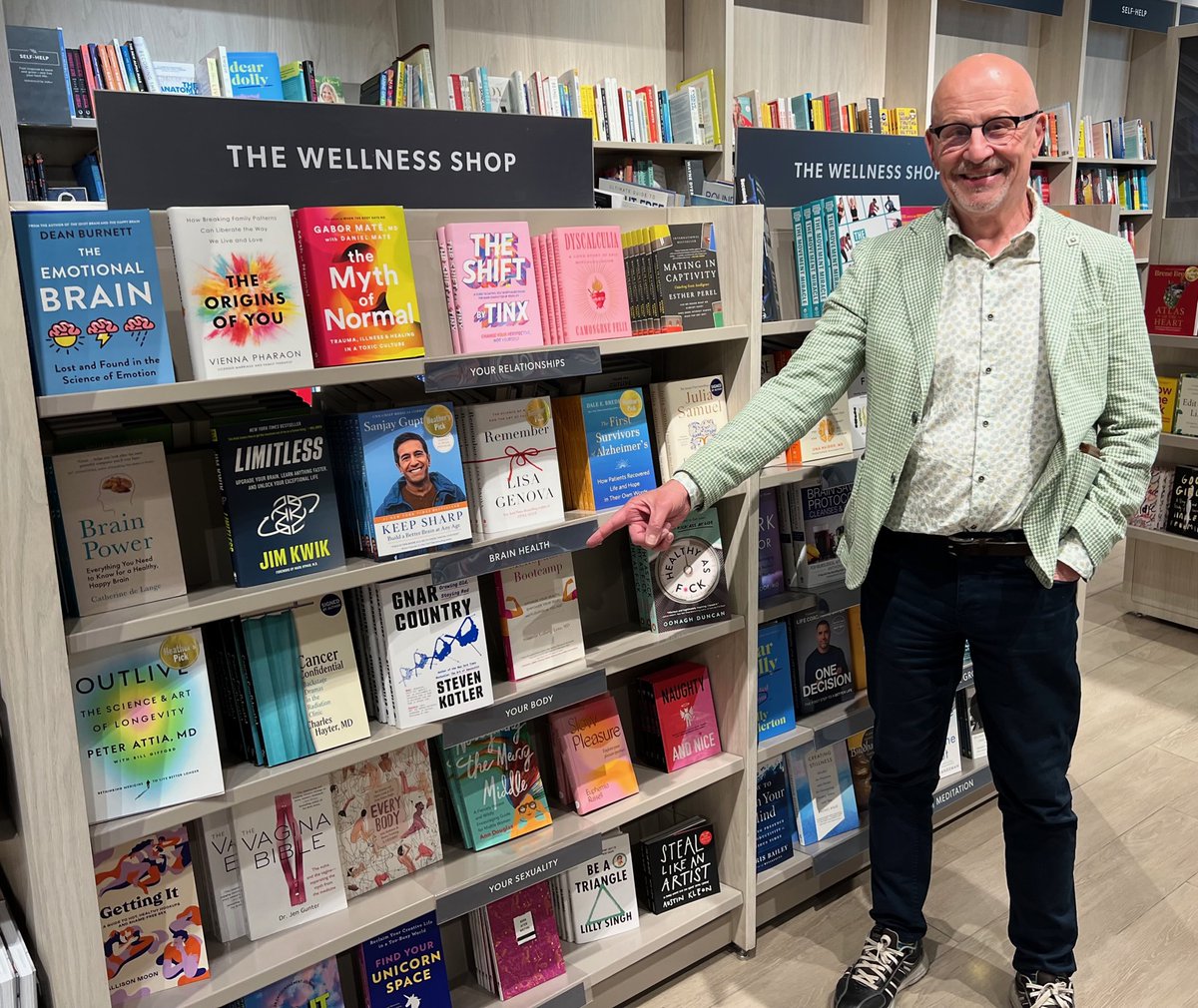 University of Toronto Press (@utpress) on Twitter photo 📸 The moment when you see your own book in a bookstore!
Signed copies of Cancer Confidential by <a href="/HayterCharles/">Charles Hayter 🏳️🌈</a> are available at <a href="/IndigoBayBloor/">Indigo Bay Bloor</a>.
#BookTwitter #CancerConfidential #bookstoread 📸 The moment when you see your own book in a bookstore!
Signed copies of Cancer Confidential by <a href="/HayterCharles/">Charles Hayter 🏳️🌈</a> are available at <a href="/IndigoBayBloor/">Indigo Bay Bloor</a>.
#BookTwitter #CancerConfidential #bookstoread