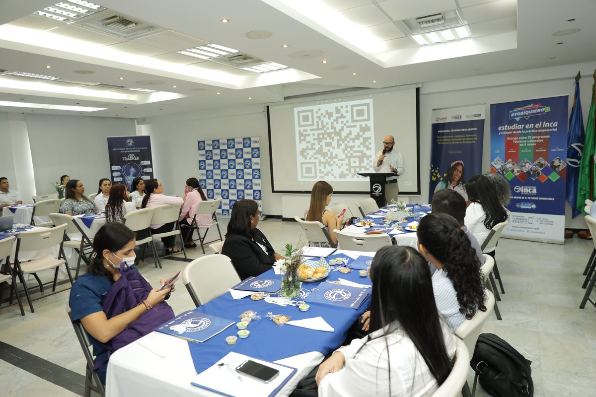 Desde Centro Inca nos dimos cita en nuestro Comité sectorial para la revisión y actualización de la normativa sobre el #contratodeaprendizaje 🦅💙
Gracias al <a href="/SENAComunica/">SENA</a>  y a su delegada Elinore Gastelbondo por su acompañamiento en el proceso. ¡Juntos somos más!