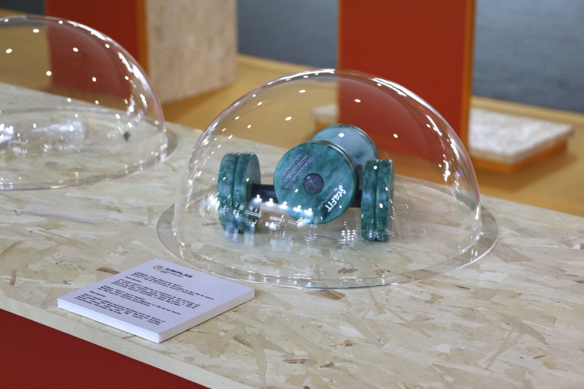 Fira_Barcelona's tweet photo. 🆕 El salón @Equiplast de #FiraBarcelona invita a repensar los usos del plástico y a descubrir su potencial de transformación en la muestra #RethinkingPlastics.
🗓️ Hasta el 2 de junio https://t.co/KSf68jK5xP