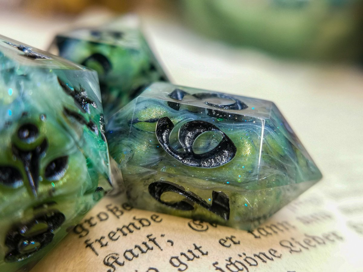 SpaethenArts's tweet image. Greenwood Arcanum ✨

etsy.com/de-en/shop/Spa…

#dicegoblin #d20 #diceaddict #tabletoprpg