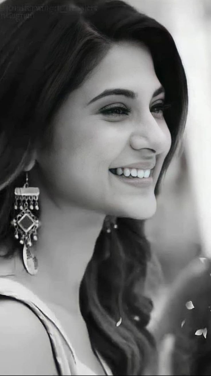 Happy birthday queen

HBD JENNIFER WINGET  