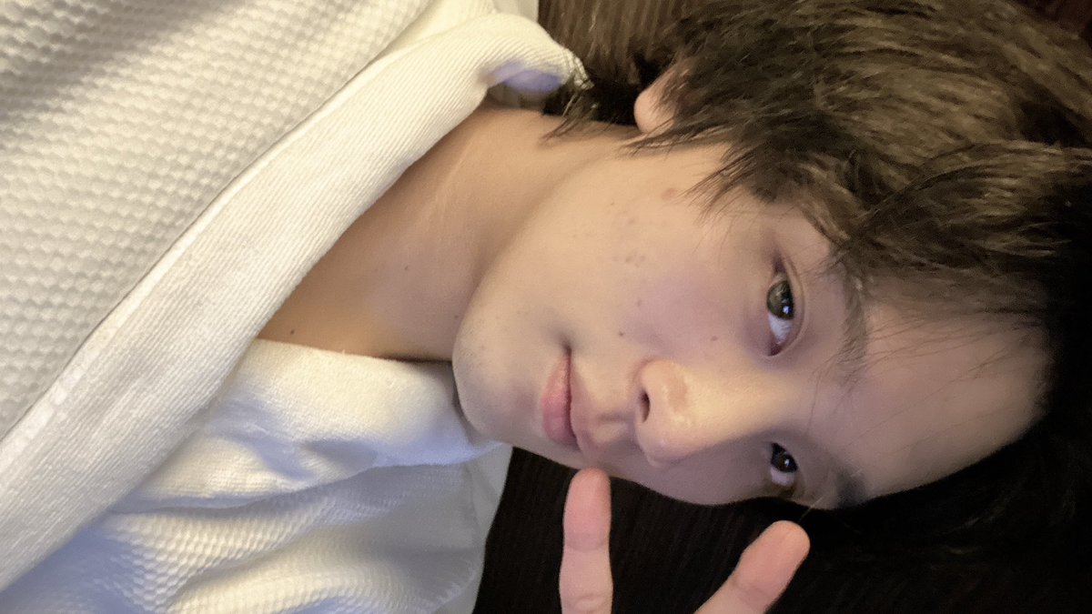 softhae's tweet photo. he’s so boyfriend ♡ https://t.co/J7RrFuVEth