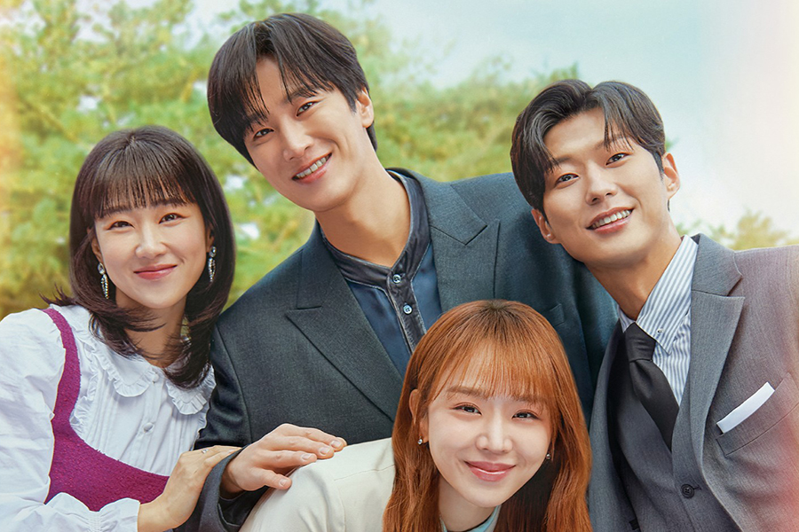 #ShinHyeSun, #AhnBoHyun, #HaYunKyung, And #AhnDongGu Are All Smiles In '#SeeYouInMy19thLife' Poster
soompi.com/article/159069…