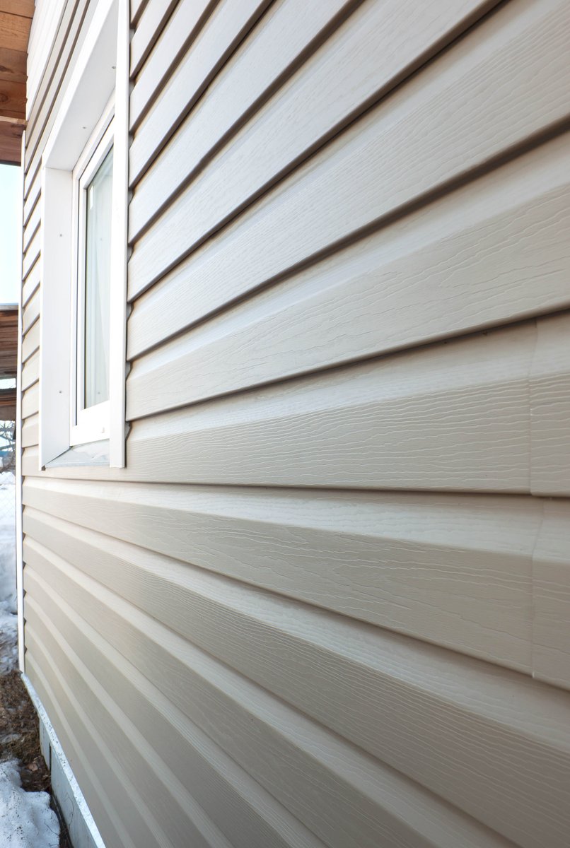Advanced Construction And Development offers siding services to help improve your exterior wall protection from the elements. Contact us today!

#SidingContractor bit.ly/3FgSE68
