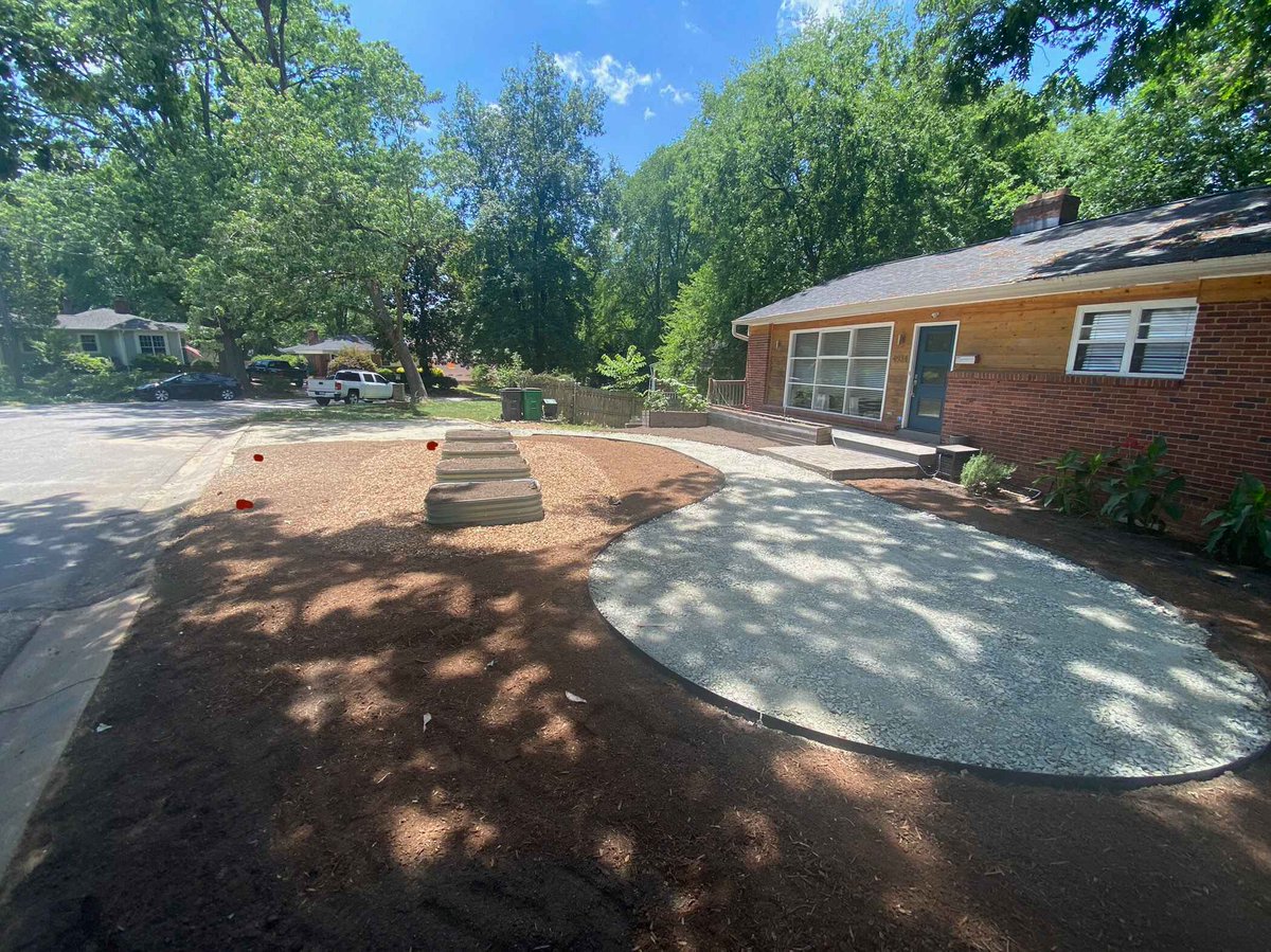 GardenGnomads's tweet image. Our team at Garden Gnomads is always up to date with the latest trends and ideas in designing landscapes. We pride ourselves on being a brand of care and excellence. Call us at (828) 547-3764 today! 
 
#LandscapeDesign #LandscapeDesignServices bit.ly/3WZh7TT