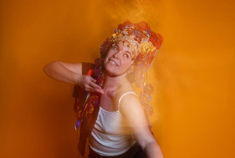 southstreetarts's tweet photo. '40/40' by @KatherinaRadeva, presented by @2destlang, Saturday 25 November https://t.co/9crGK3pjxu
An inspiring, insightful & moving celebration of Radeva’s 40 years as a woman, a migrant and an artist.
#rdguk #dance #performance #live #dancereading #events #newonsale #theatre https://t.co/2BON9OiamE