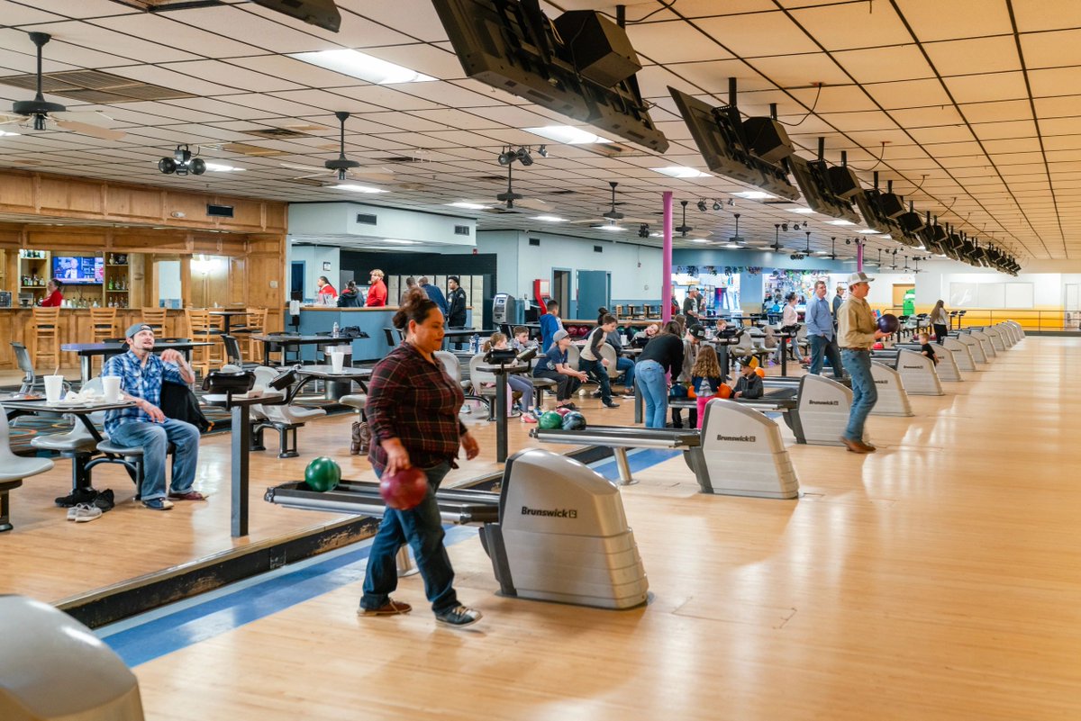Let the good times bowl! Ready for some mid-week fun? Visit us today between 10 AM and 10 PM to work on your game.   #HolidayEntertainment #BowlingAlley #TexarkanaEntertainment #FamilyFun #arcade