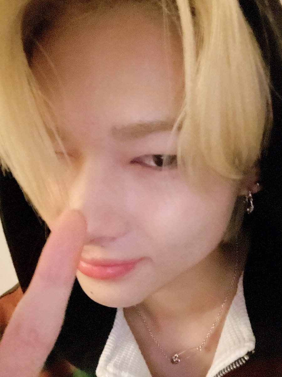 [ #니키’s Post ] 230531

#NI_KI: The video call [fansign] was fun🫠

<a href="/ENHYPEN_members/">ENHYPEN</a> <a href="/ENHYPEN/">ENHYPEN OFFICIAL</a> #ENHYPEN #엔하이픈