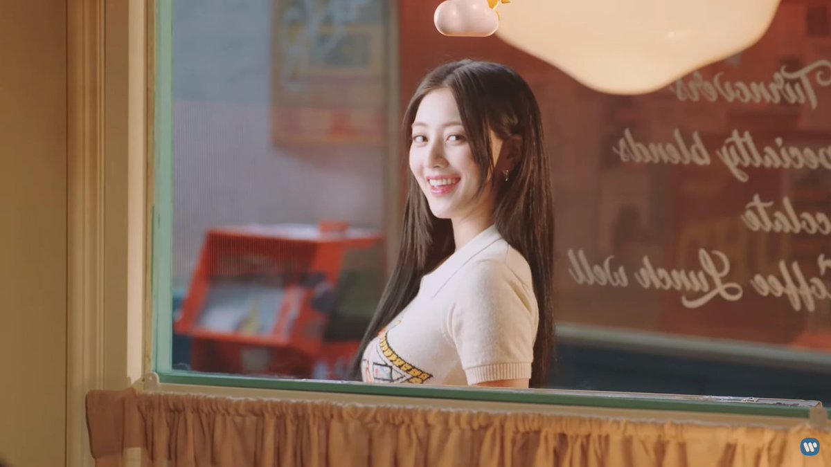 Hare Hare」MV - JIHYO #JIHYO #ジヒョ #지효 #TWICE #트와이스 #HareHare