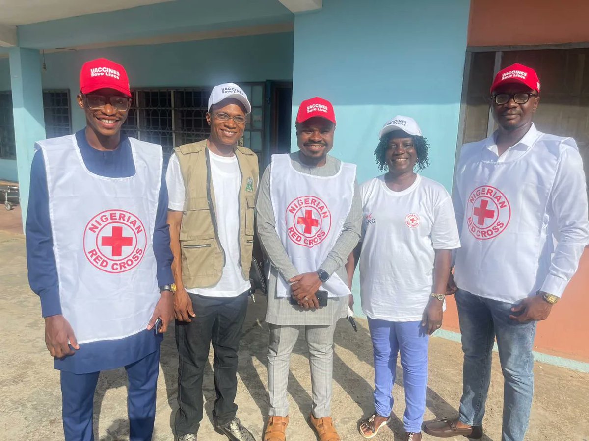 As part of our role as an auxilliary to Government,@redcross_osun  trained its volunteers across 3 LGAs in Osun State who will carry out Awareness campaign in the various Local Governments on #Diphteria Outbreak in the communities in the State. 
@ifrc @nrcs_ng @NCDCgov @NphcdaNG