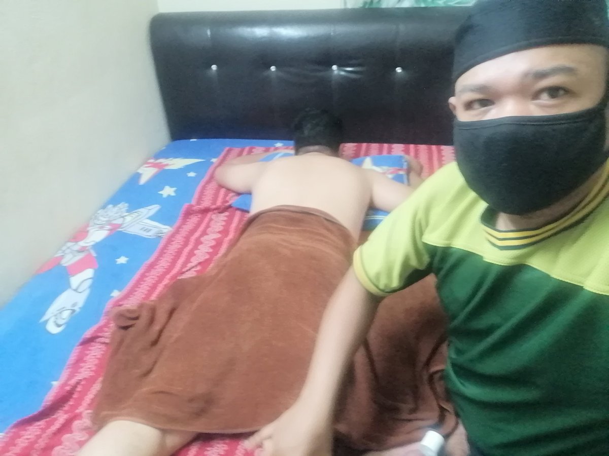 waksahrul188's tweet photo. 🌹PENANG GEORGETOWN 
TQ Bos dtg URUT 
Urut badan lenguh lenguh,letih,penat, lesu, susah tido, sakit badan,buang angin,tuk pelancaran darah&amp;urut batin
☎️ https://t.co/w2Txxilsoq https://t.co/OQtzZstD7l