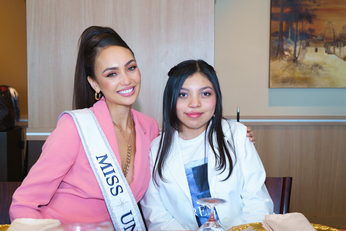 Yesterday R'Bonney started her day in Guatemala City with @Smiletrain, where she met with patients to learn about their journey alongside Miss Universe Guatemala Ivana Batchelor, Miss USA Morgan Romano, and Miss Teen USA Faron Medhi.
