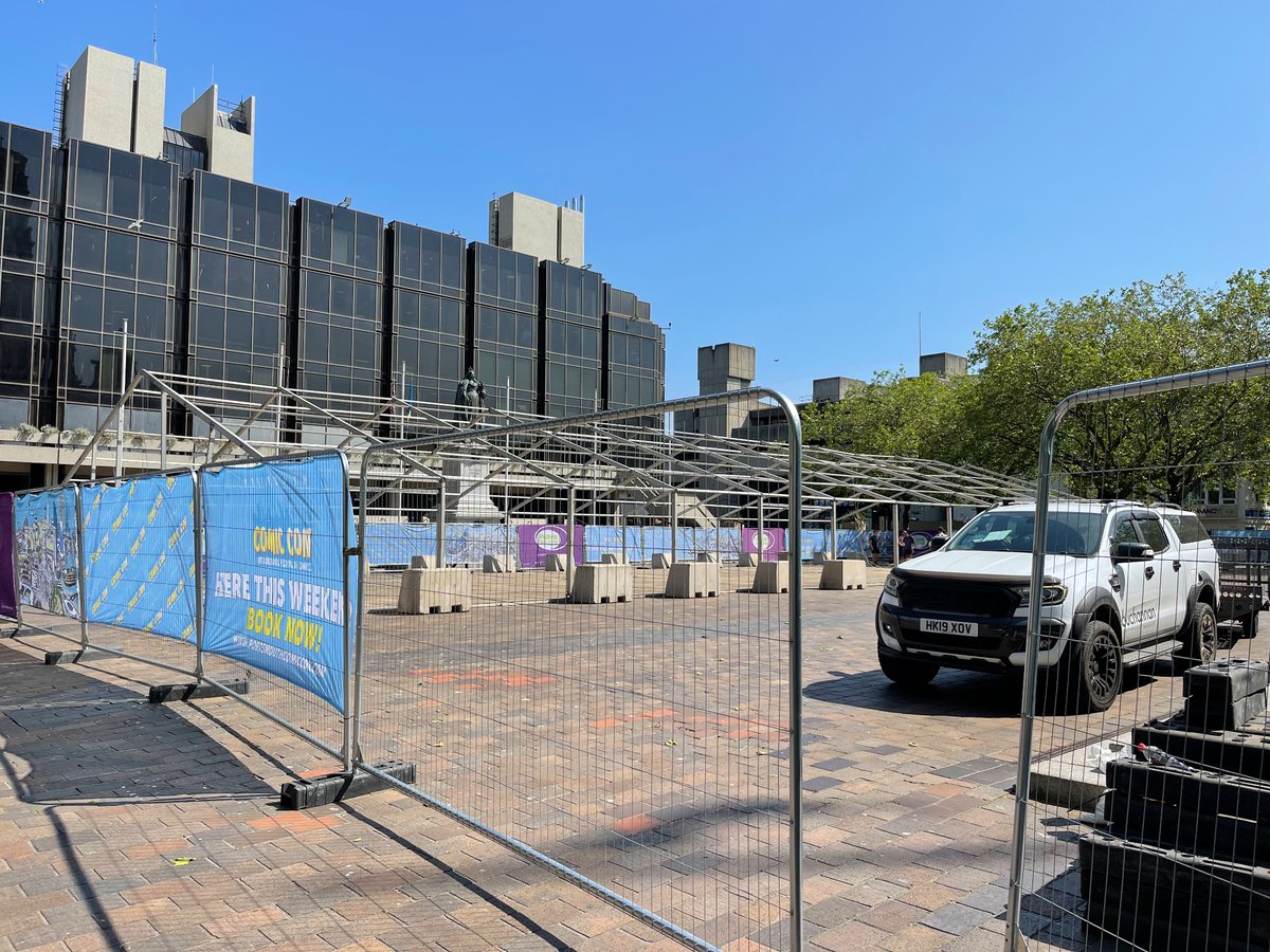 Lincoln Geraghty (@lincolngeraghty) on Twitter photo Time is ticking for start of <a href="/PComicCon/">Portsmouth Comic Con</a> 🥳⏰
Guildhall Square getting ready for main stage and vendor marquis! Exciting times ahead! With all this talk of time it’s as if there’s some connection to #DoctorWho 😂💙💙 Time is ticking for start of <a href="/PComicCon/">Portsmouth Comic Con</a> 🥳⏰
Guildhall Square getting ready for main stage and vendor marquis! Exciting times ahead! With all this talk of time it’s as if there’s some connection to #DoctorWho 😂💙💙