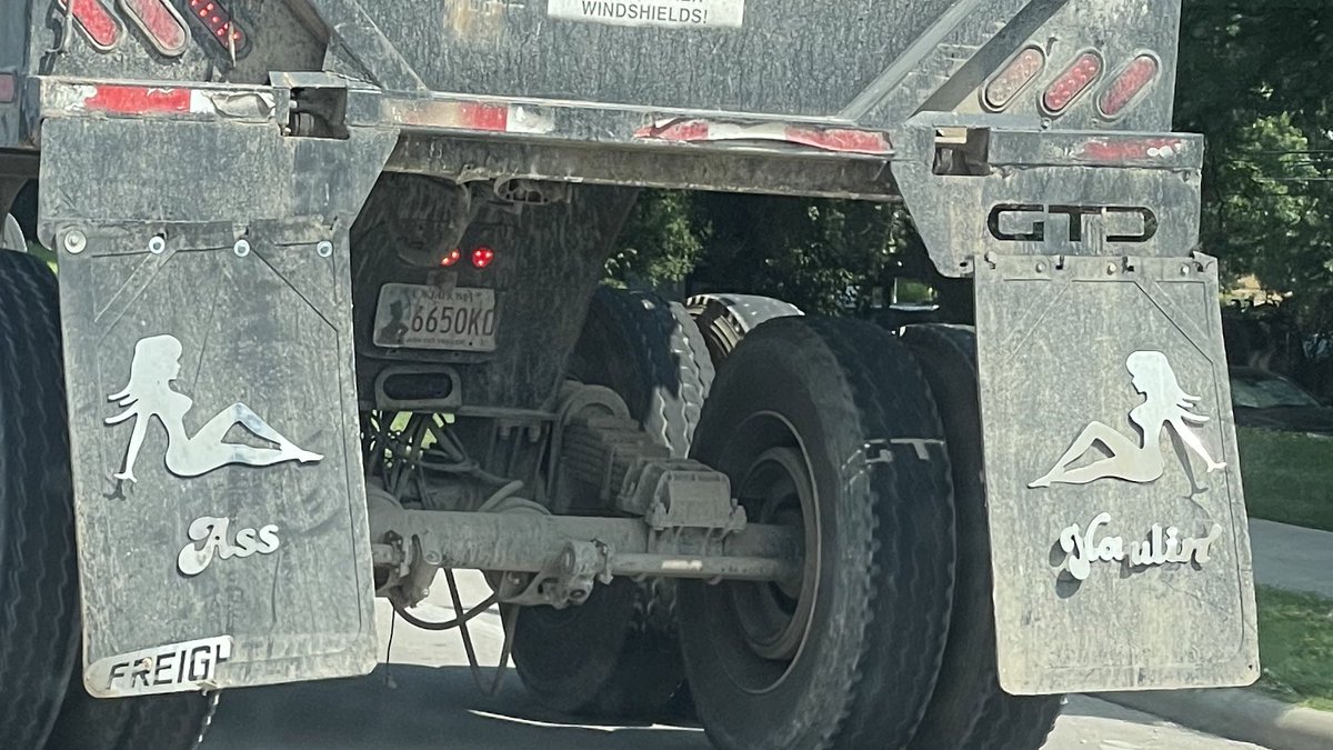 this trucker fucked up the placement of his mudflap decals and now instead of haulin’ ass, he is ass haulin’