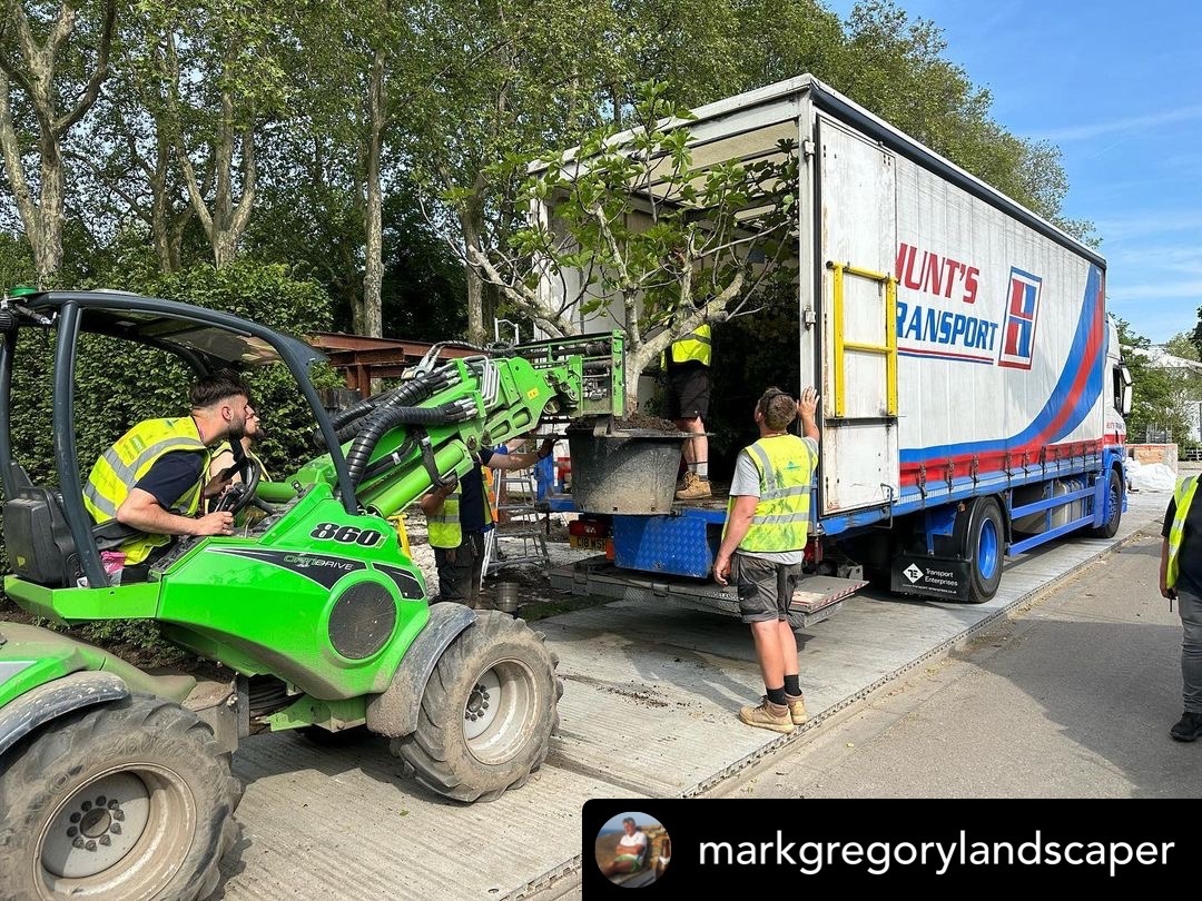 LandformUK's tweet photo. π Breakdown is a mixture of emotions, however @the_rhs encourage relocation π Carefully dismantled, the garden will continue to give in lots of different ways.
#SustainableGardening #tbt #NoseToTail #RHSChelsea #landscaping #GardenDesign #SavillsGarden #PlotToPlateGarden https://t.co/mJKuEE9n4p