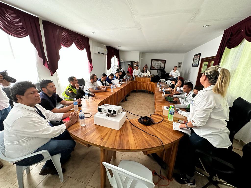 GobCordoba_'s tweet photo. A esta hora, iniciamos  PMU y Comité de Gestión de Riesgo de Desastres extraordinario ampliado del municipio de Puerto Escondido. @orlandobenitezm https://t.co/ta81wU9Y03