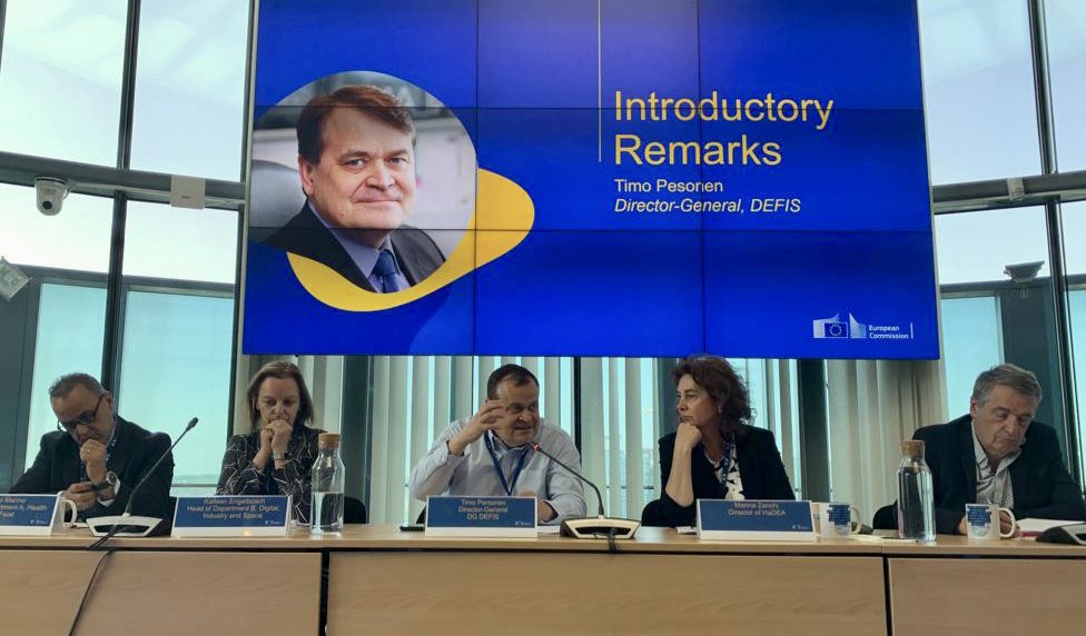 TimoPesonen1's tweet photo. #EUSpace 🚀🇪🇺

I was addressing @EU_HaDEA staff today on space priorities, highlighting the quality and expertise of HaDEA team in the implementation of space research activities such as :

👉 critical technologies 
👉 in-orbit servicing
👉 access to space 

#oneteam https://t.co/QYkOz61CEW