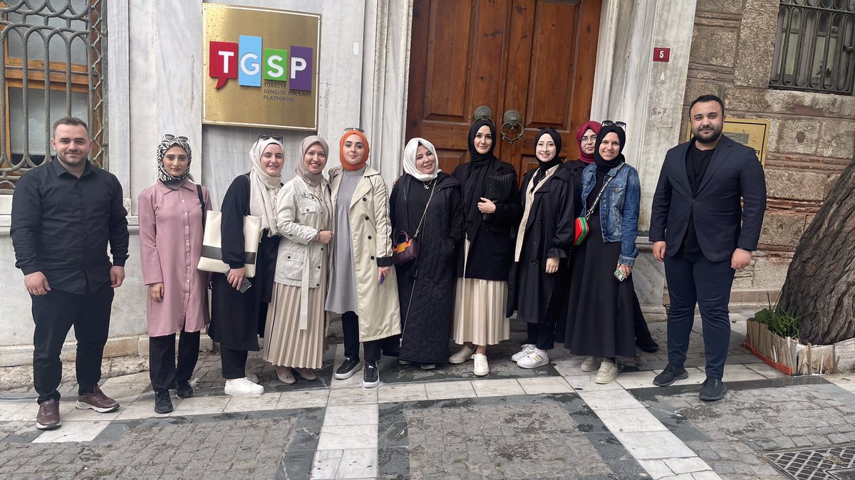 Ensar vakfı hanımlar komisyonu ve Genç Ensar olarak Türkiye STK’lar Platformu <a href="/tgsptr/">Türkiye Gençlik STK'ları Platformu - TGSP</a> yi ziyaret ettik. Misafir perverlikleri için <a href="/MucahitAlbayrk/">Mücahit Albayrak 🇹🇷</a> ve <a href="/ErhanKorkmaz58/">Erhan Korkmaz 🇹🇷</a> beylere teşekkür ediyoruz🌸