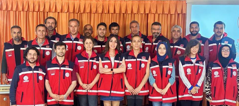 Malatya Meb AKUB bilgilendirme toplantısı yapıldı. <a href="/MetinTayarer/">Metin TAYARER🇹🇷🇹🇷🇹🇷</a> <a href="/MalatyaMem/">MALATYA İL MİLLİ EĞİTİM MÜDÜRLÜĞÜ</a> <a href="/behcet_bakir/">behçet bakır 🇹🇷</a> <a href="/muratsaribas1/">Murat SARIBAŞ</a>