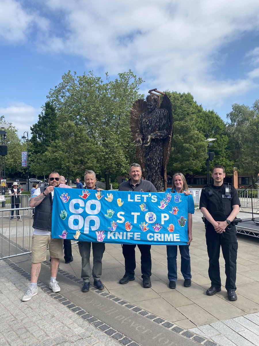 Representing <a href="/CoopFuneralcare/">Co-op Funeralcare</a> and <a href="/coopuk/">Co-op</a> for the closing ceremony of The Knife Angel. Made of over 100,000 knives, it’s helping raise awareness of how crime and violence effects the local community. <a href="/ActiveTravelCre/">🚶🏻‍♂️ACTive Crewe Travel</a> @CreweCoop #itswhatwedo #Knifeangel
